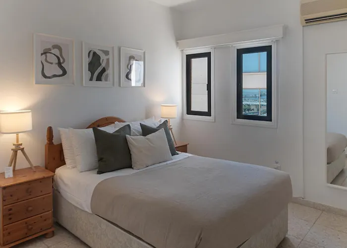 Phaedrus Living Seaview Phinikoudes Flat Apartman Lárnaka